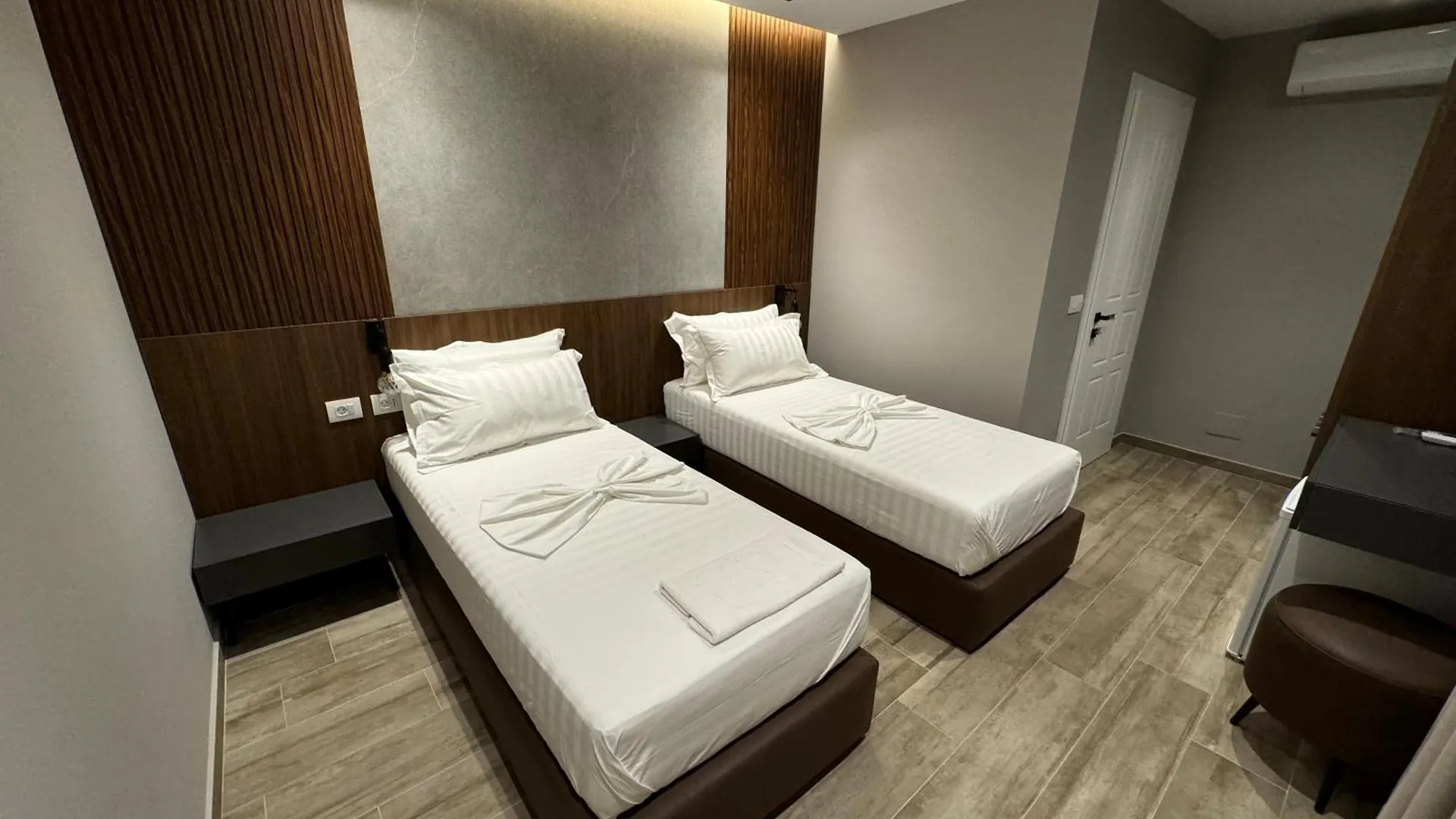 ***  Side Airport Hotel Krujë Albanië